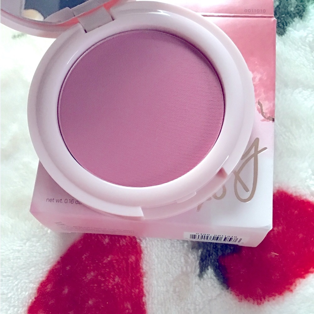 New Mally Beauty Bulletproof Powder Blush in Proud Pink In Box